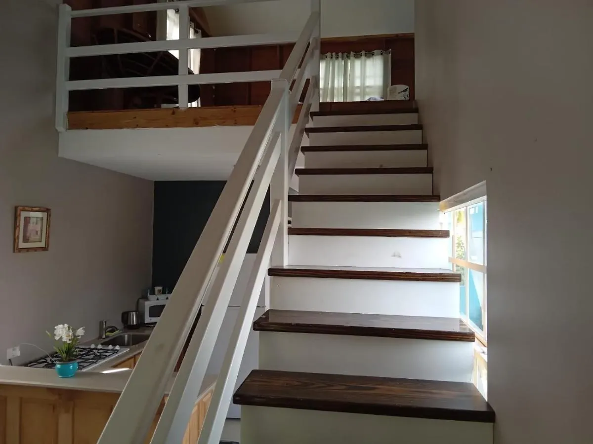 Aparthotel Beach Studio In Crown Point Bon Accord Village